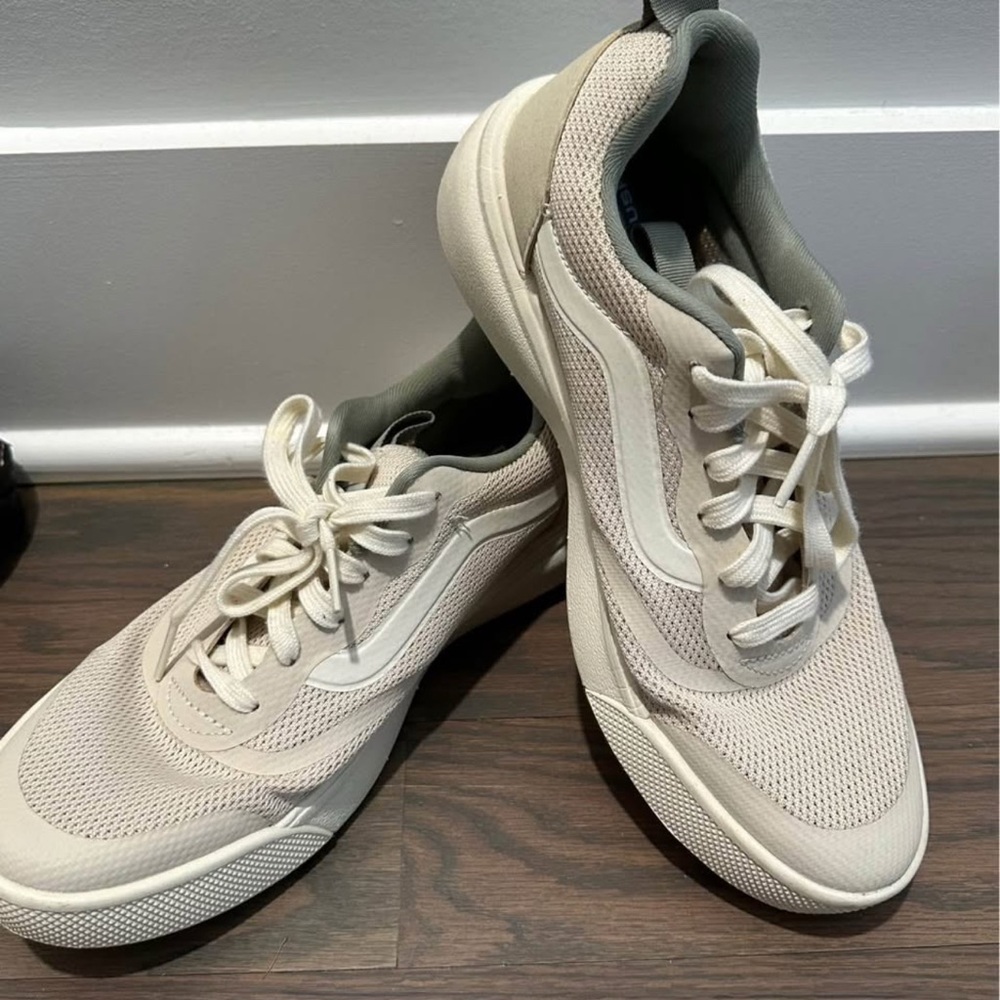 Women’s Vans